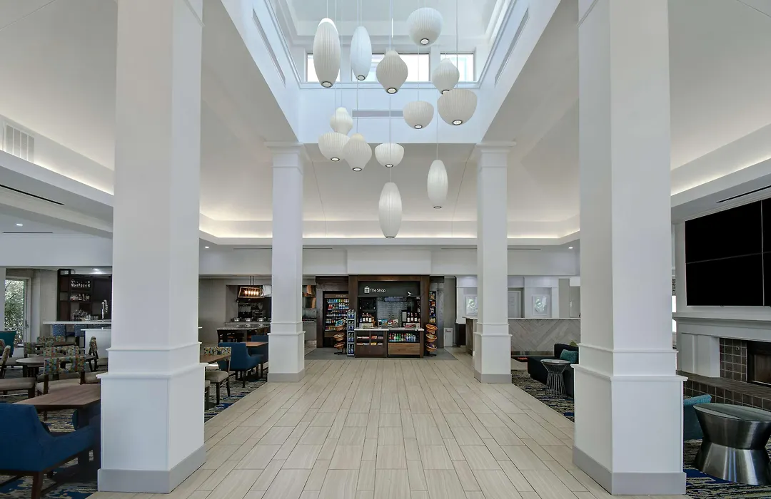 Hilton Garden Inn Detroit Metro Airport-1